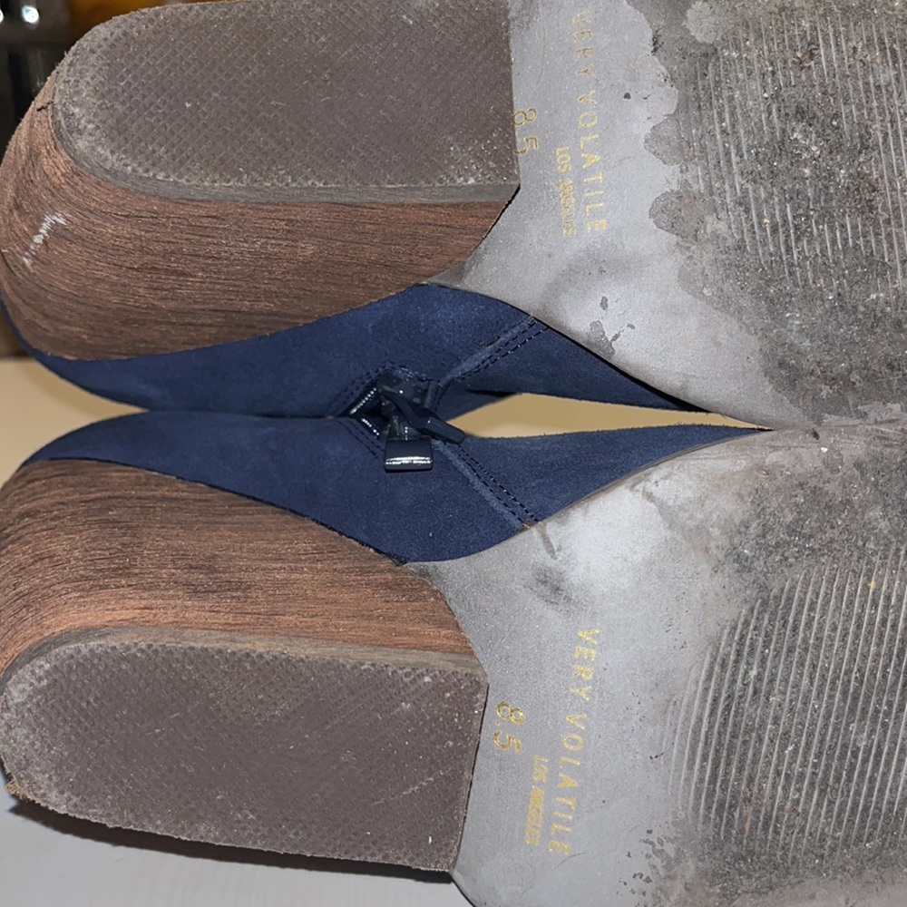 Very Volatile Booties - Picture 4 of 4